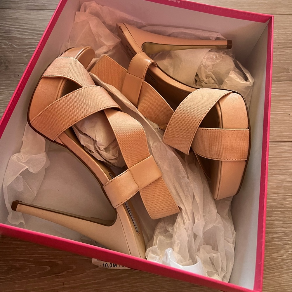 Chinese Laundry Malo Platform Sandal